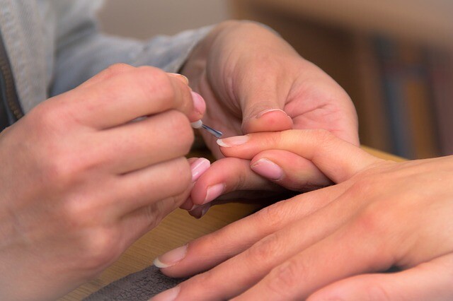 A homemade solution if your artificial nails are already fussy